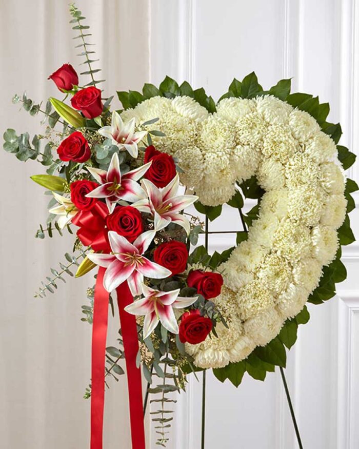 Standing Heart with Red Roses
